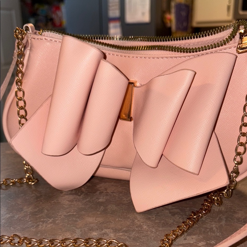 Elegant Pink Bow Chain Bag